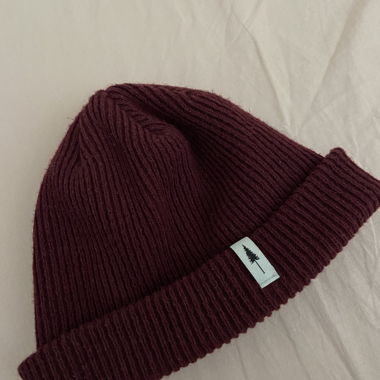 Nikin-Cap in Burgunder
