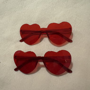 Occhiali Rossi a Forma di Cuore