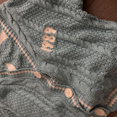 TAYLOR SWIFT CARDIGAN 1989