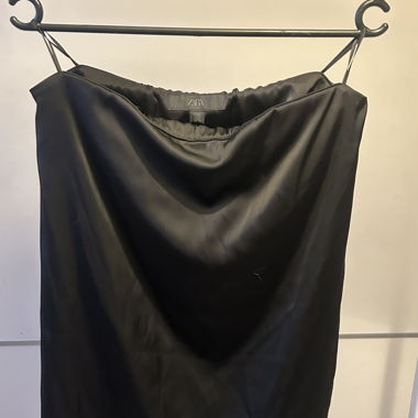 Top en satin noir ZARA