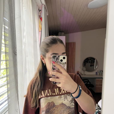 braunes t-shirt