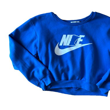 nike sweater cropped