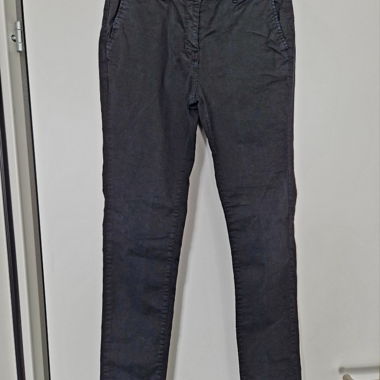 Schwarze Hosen für Frauen