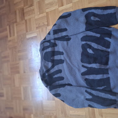 Sweater with Pattern