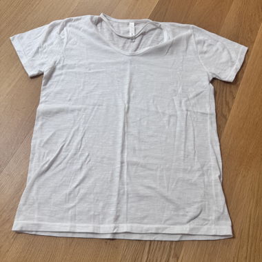 White T-shirt