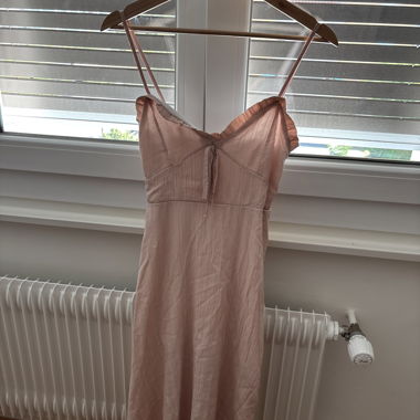 Pink dress