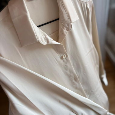 Camicia-blusa chiara