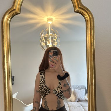 Leo Top