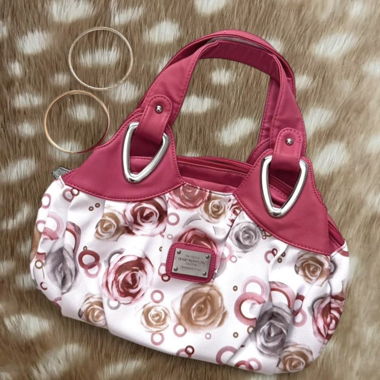 carinissima borsa vintage rosa e bianco con stampa floreale