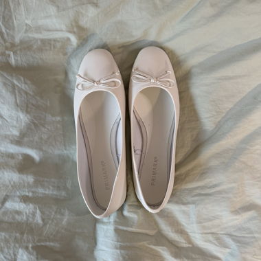 White Ballerinas