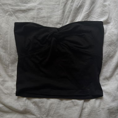 Schwarzes Tube-Top
