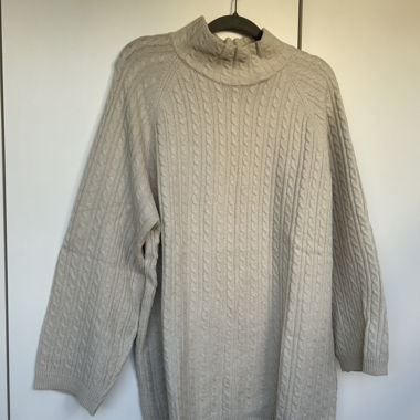 Pull en tricot torsadé M