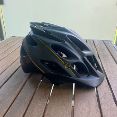 Bicycle helmet