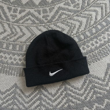 Black Nike beanie 