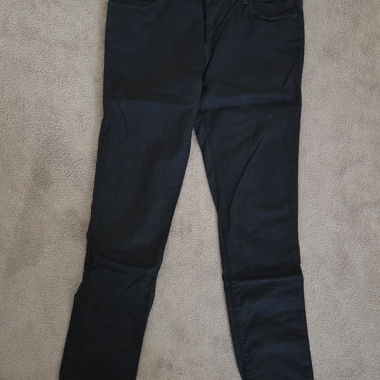Pantaloni neri