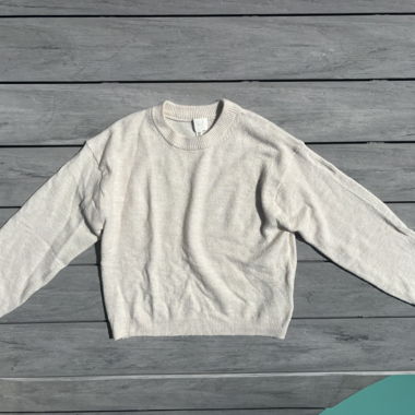 Beiger Strickpullover
