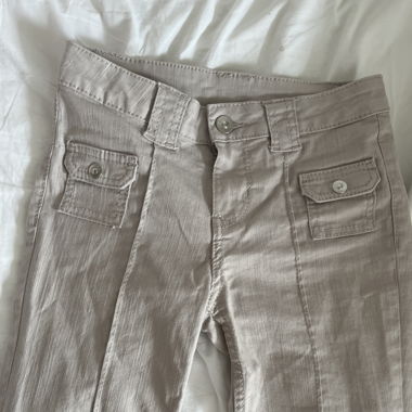 Beige low waist Flared 2000s pants 