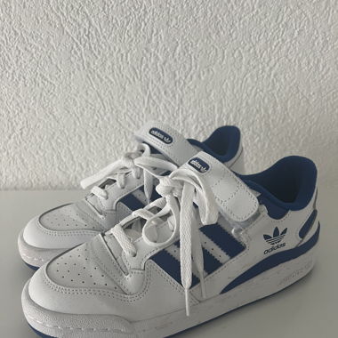 ADIDAS SNEAKERS