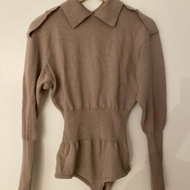Beidseits tragbarer Bodypullover