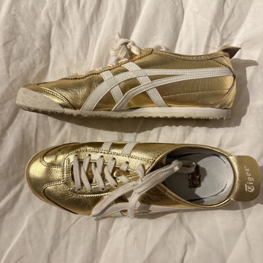 Onitsuka Tiger Sneakers