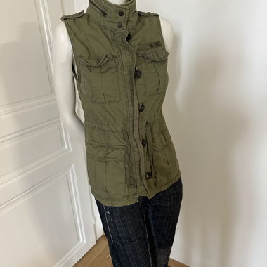 Abercrombie & Fitch Women's Green Gilet