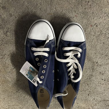Sneaker Blau