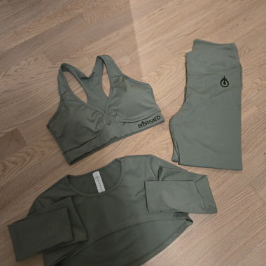 3-Piece Activewear Set size L