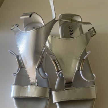 Sandales compensées neuves taille 41