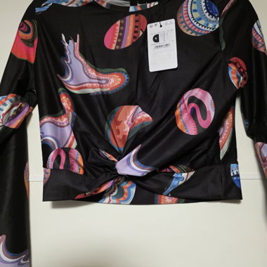 Haut manches longues Desigual noir à motifs