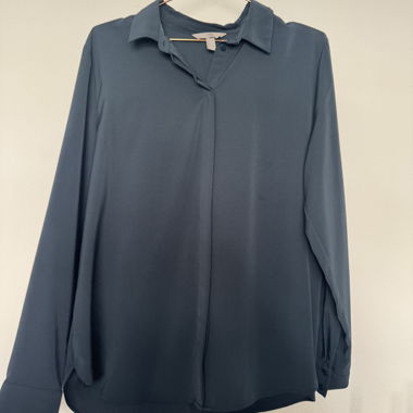Blusa blu a maniche lunghe