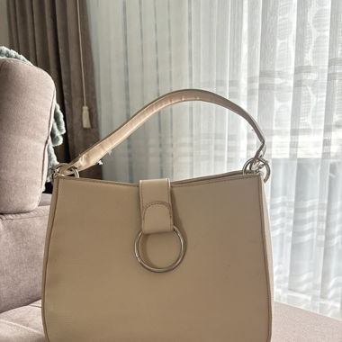 Handtasche