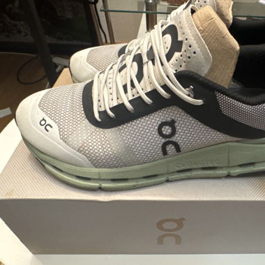 Schuhe QU