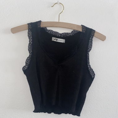 Crop top sans manches noir