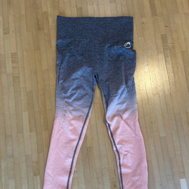Peachy Passion - Ombre Leggings Grau-Rosa 