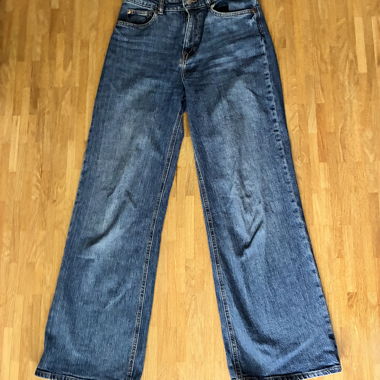 Jeans blu a gamba larga