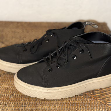 Dr. Martens  BAYNES AJAX LEATHER