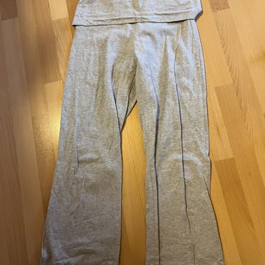 Leggins gris patte d’éléphant 
