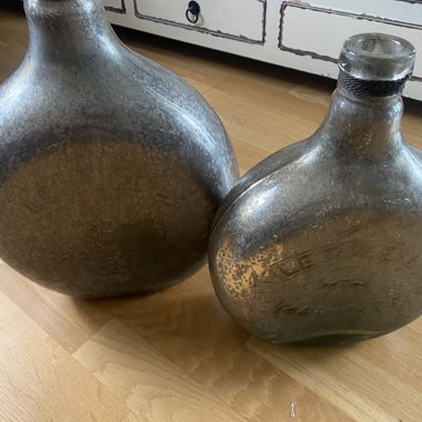 Bouteilles en verre décoratives