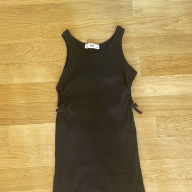 Enganliegendes Kleid
