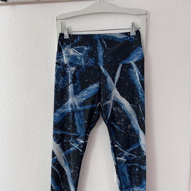 ARCTIC FLAMINGO leggings