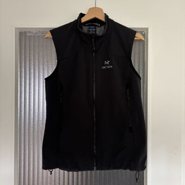 Arc’teryx winstopper jacket