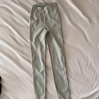 Light grey sport leggings