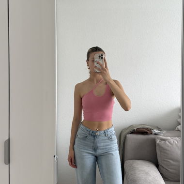Rosa asymmetrisches Crop-Top