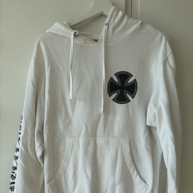Independent Hoodie