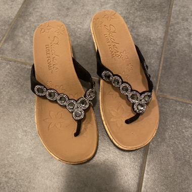 Skechers Luxe Foam Sandalen