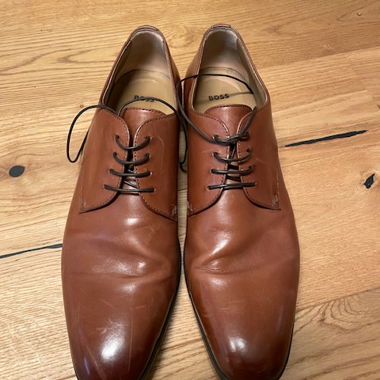 Scarpe in pelle Boss uomo misura 44 quasi mai indossate