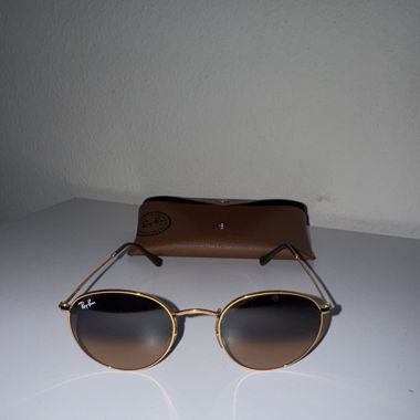 Ray-Ban