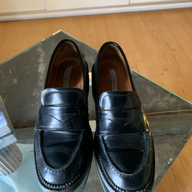 Mocassins en cuir noirs