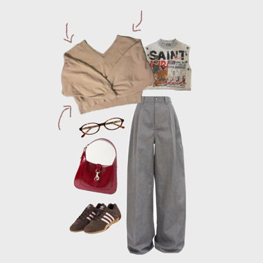 Beiger Cropped Pullover mit Ballonärmeln