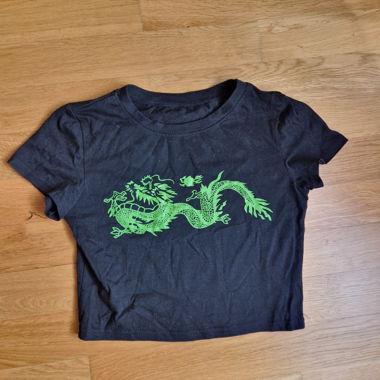 Crops Top Noir Vert Dragon